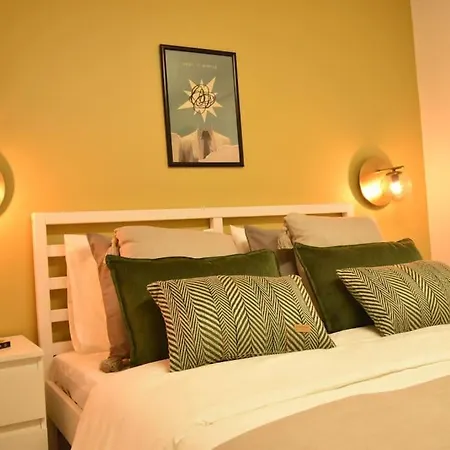 别墅 Charming House 4br Ac Near Metro