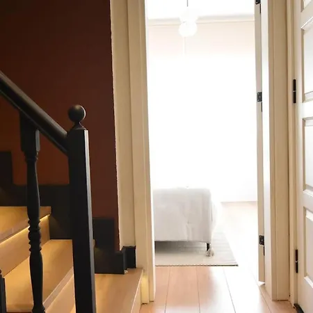 Charming House 4br Ac Near Metro 别墅