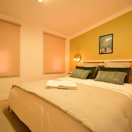 Βίλα Charming House 4br Ac Near Metro