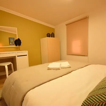 Charming House 4br Ac Near Metro * Κωνσταντινούπολη