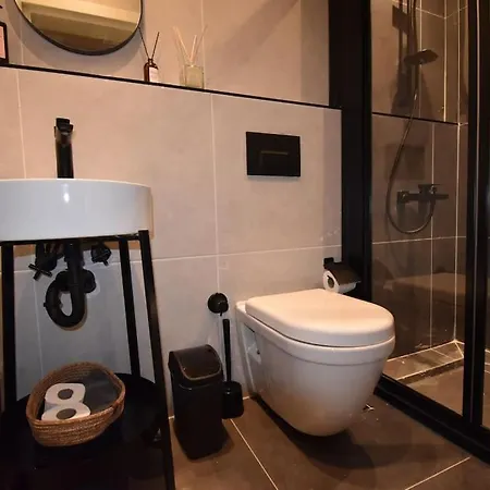 Charming House 4br Ac Near Metro * Κωνσταντινούπολη